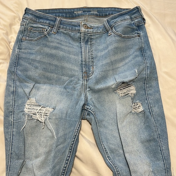 Ripped skinny jeans. - Picture 2 of 5